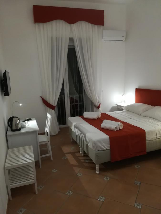 House Angioino 3* Napels
